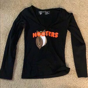 Hooters long sleeve
